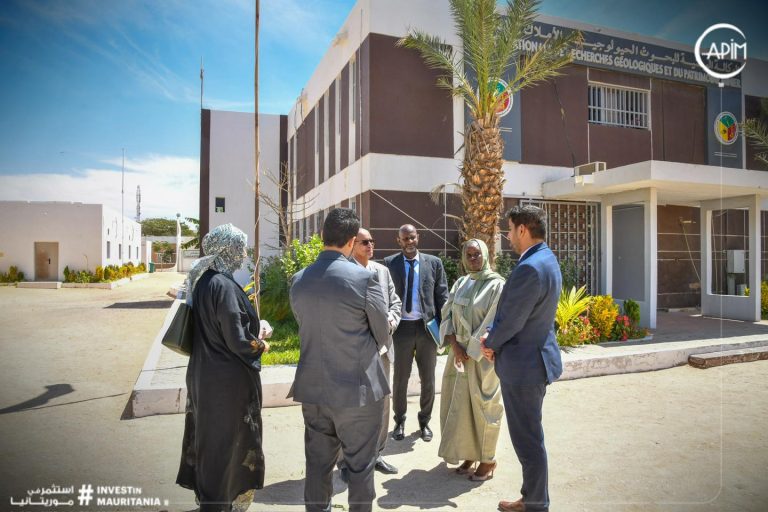 L’ANARPAM renforce sa collaboration avec l’Agence de Promotion des Investissements en Mauritanie pour promouvoir les investissements miniers (APIM).